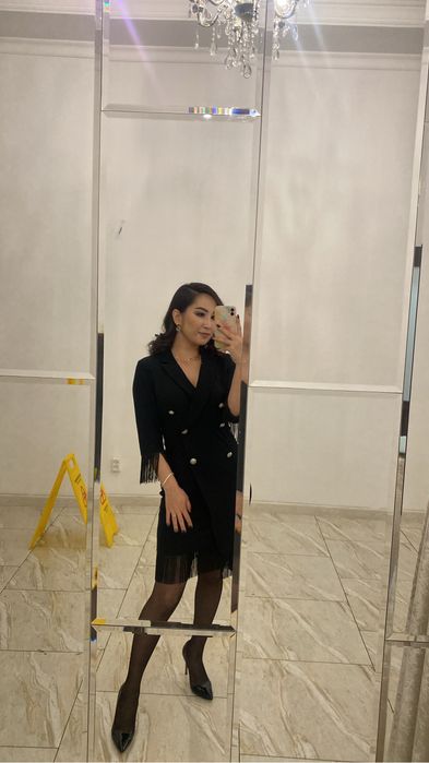 Черное вечернее платье