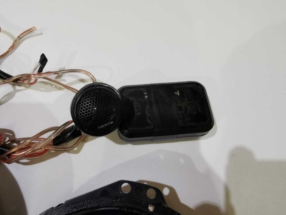 Hertz DSK 165.3 – комплект колони + пищялки