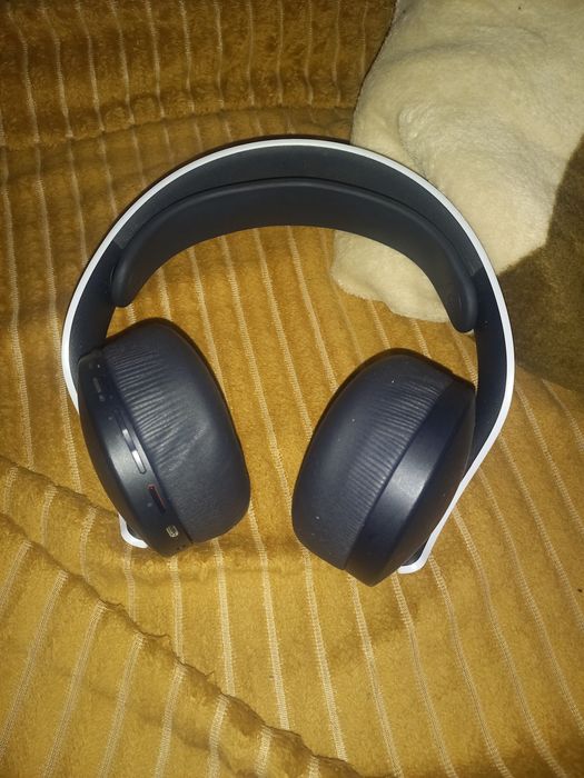 Vând căști 3d pulse