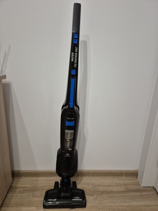 Aspirator fără fir Rovus cu filtrare apă + HEPA, perie LED