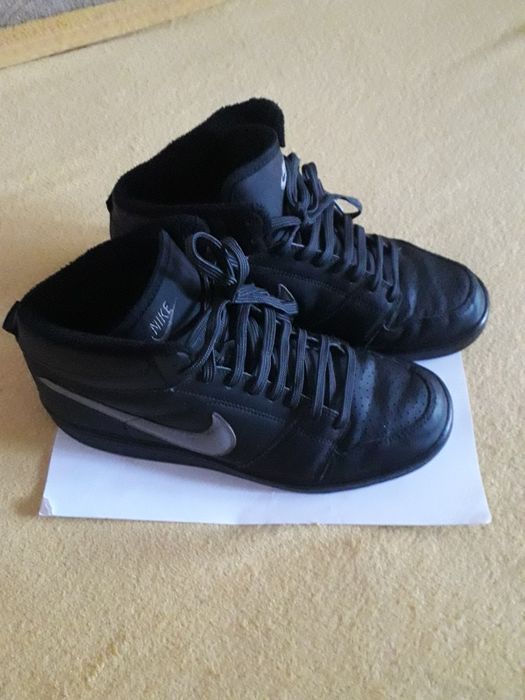 Adidas nike gheata  de adulti