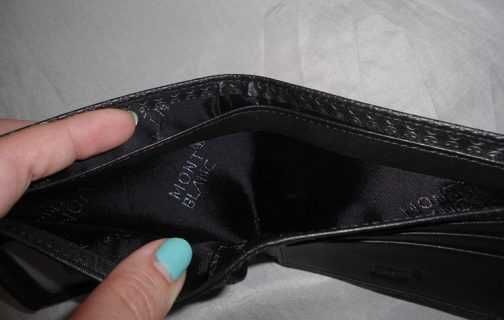 in Stoc Portofel pentru bărbați Mont Blanc 0425