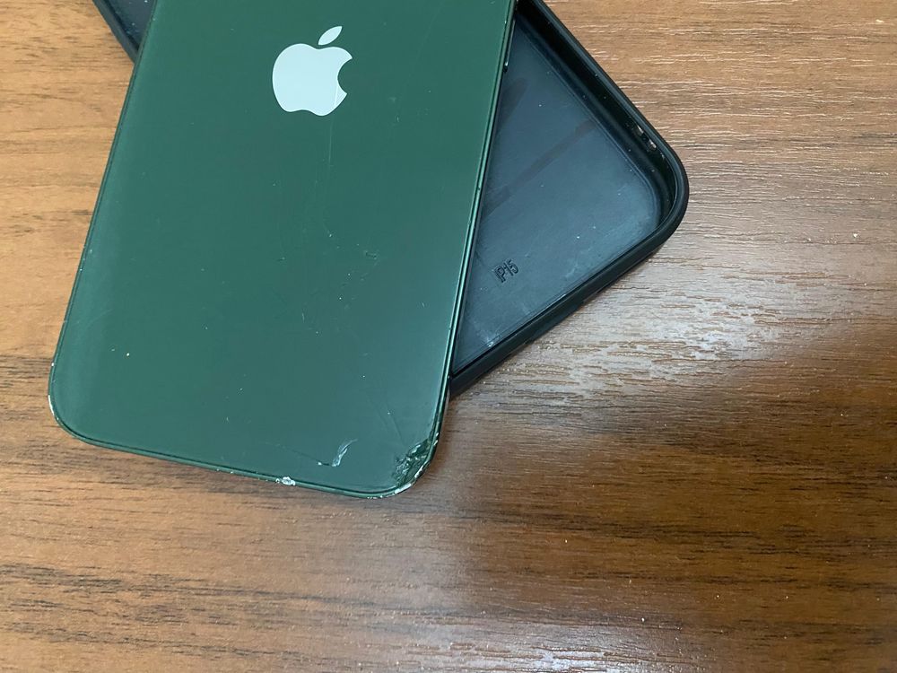 Iphone 13 в хорошем состоянии