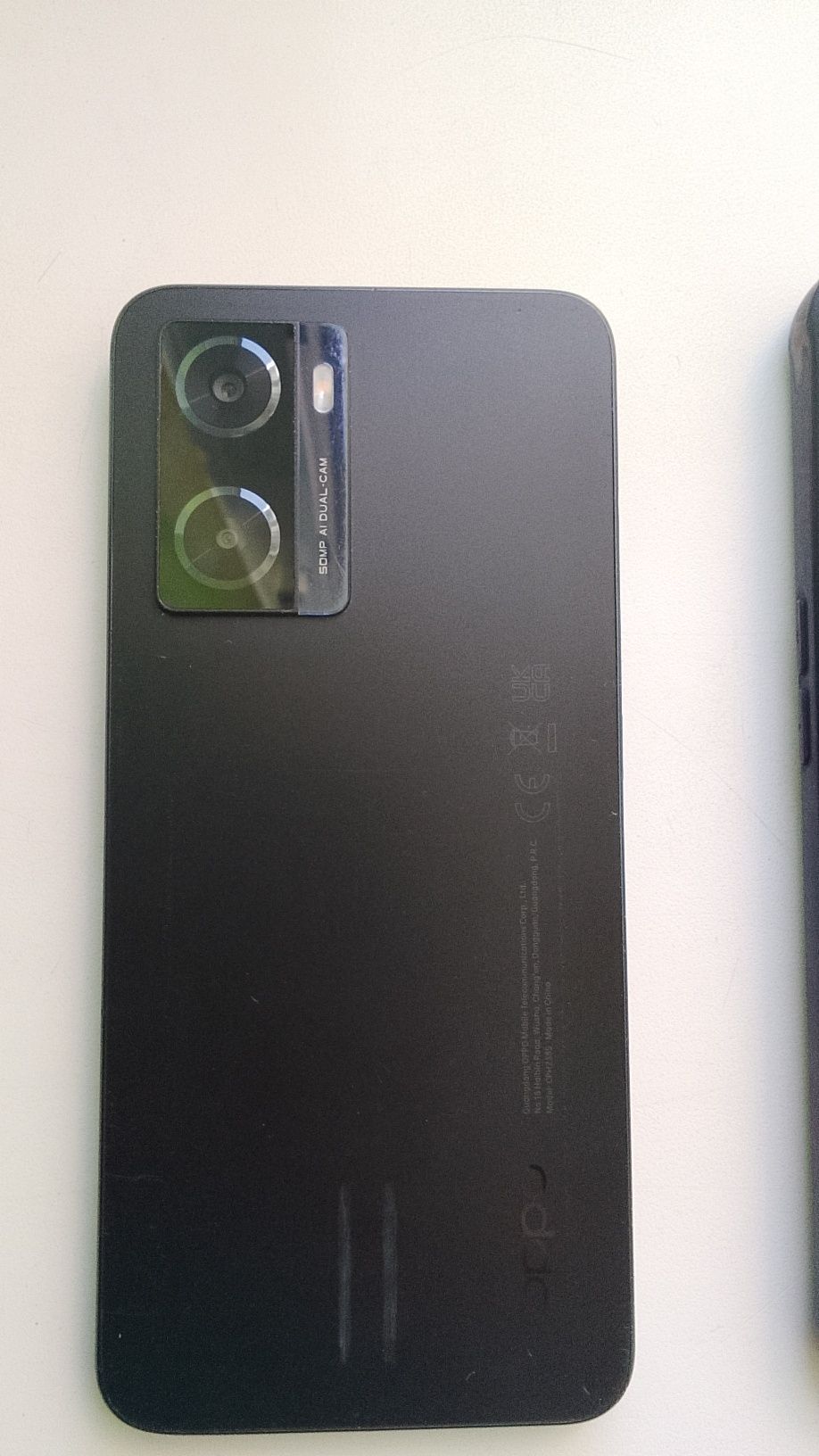 Продам смартфон Oppo A57s