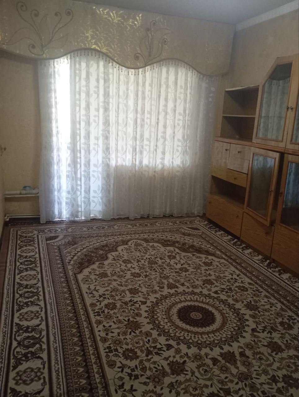 Ijaraga uy beriladi. Сдаю кв.