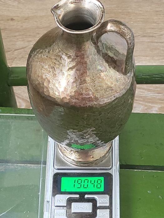 Антикварна сребърна каничка