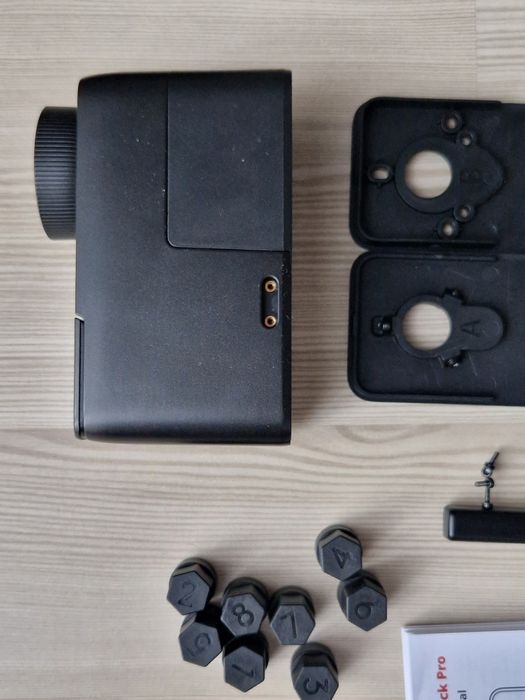 Încuietoare inteligentă SwitchBot Smart Lock Pro