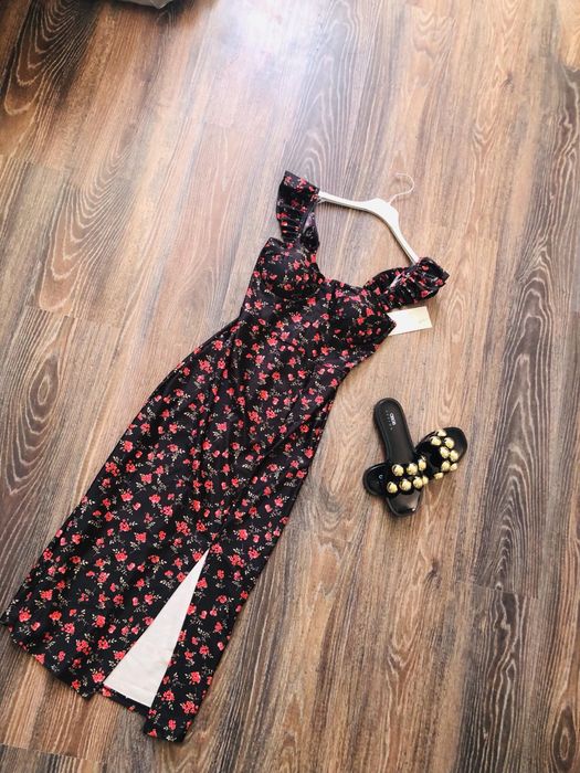 Rochie midi, model actual si modern