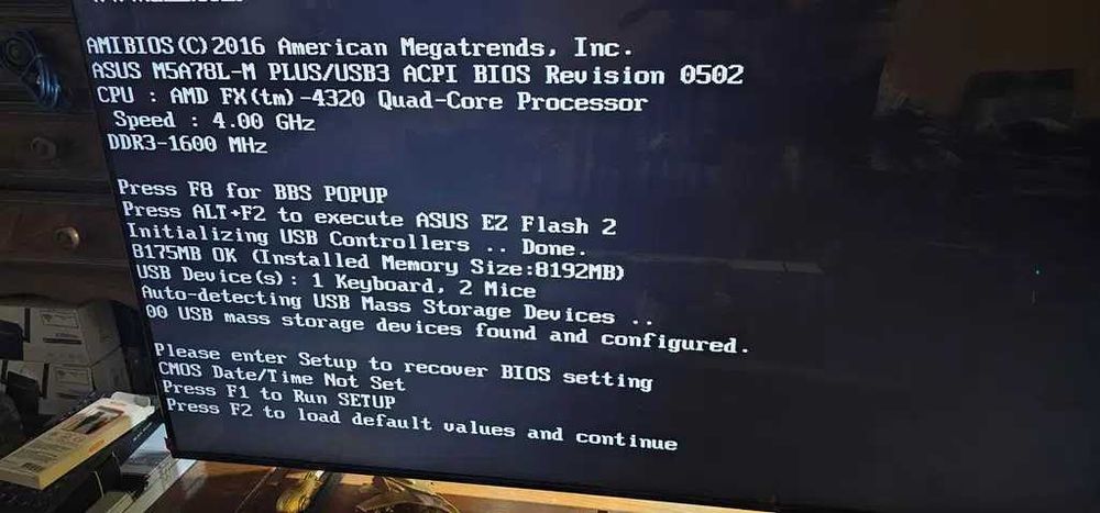 placa de baza ASUS M5A78L-M/USB3, Socket AM3+ procesor amd fx 4320 ss