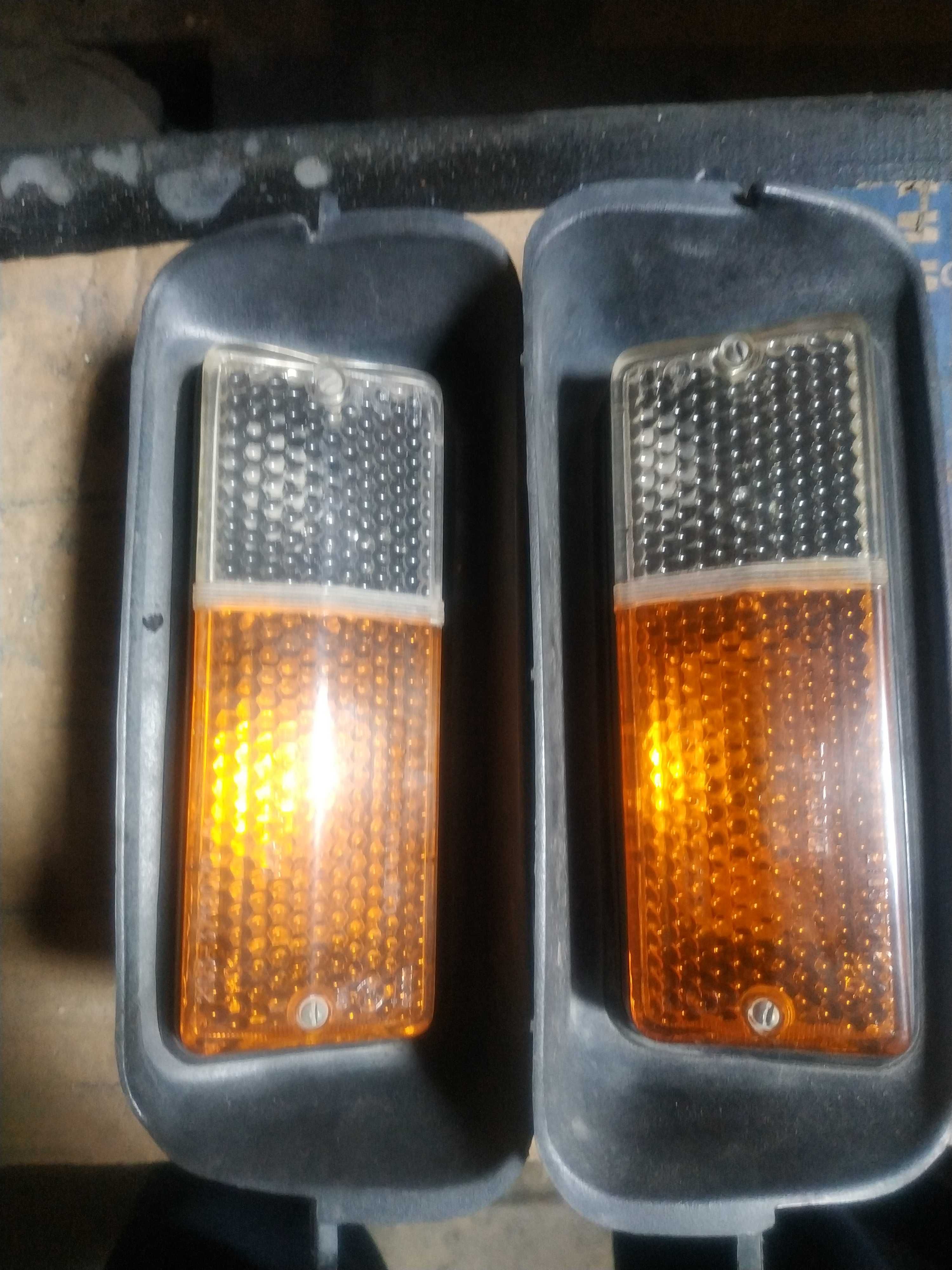 Продам подфарники на ниву