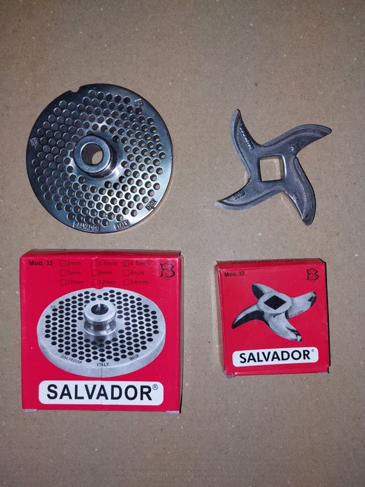 Решетки и ножове за месомелачки