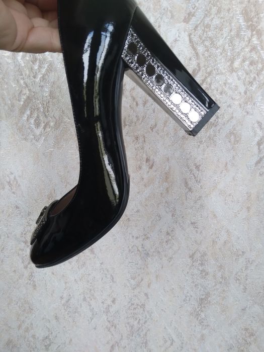 Продам туфли женские 37 размер