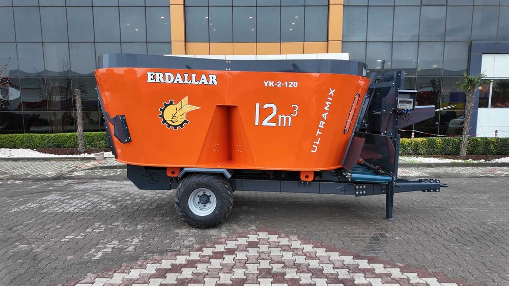 Remorca tehnologica furajera