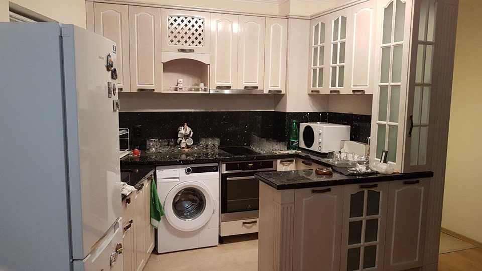 Дава се под наем Тристаен апартамент в Бургас, Славейков - 80 кв.м за 250 € - Снимка #2