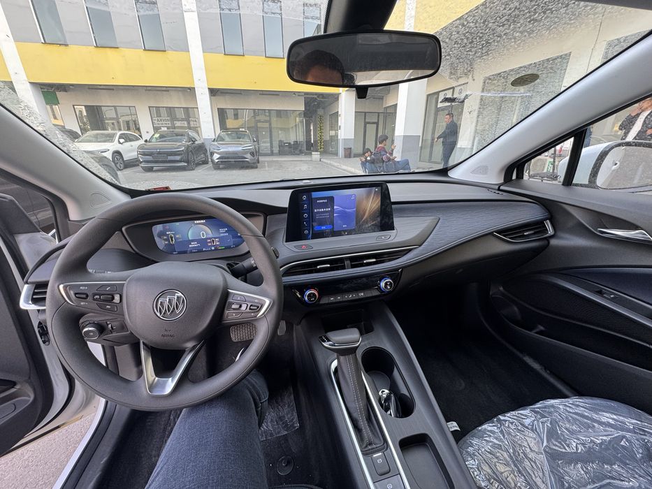 Buick velite 6  2024 bez probeg