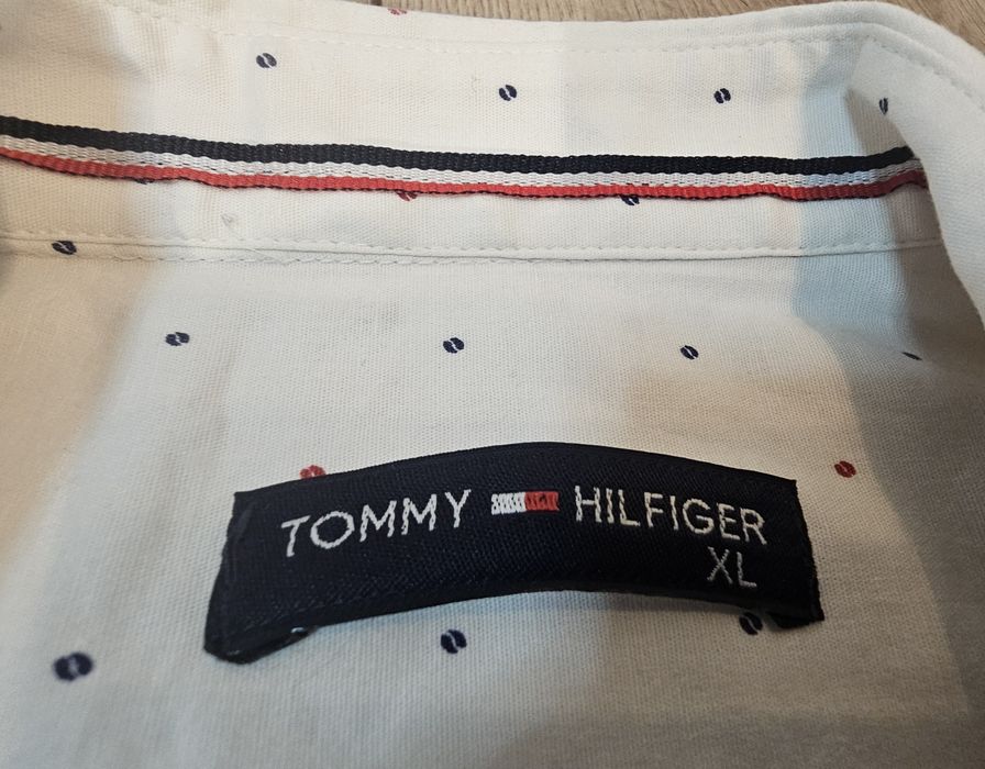 Cămașă Tommy Hilfiger alba , marimea XL noua