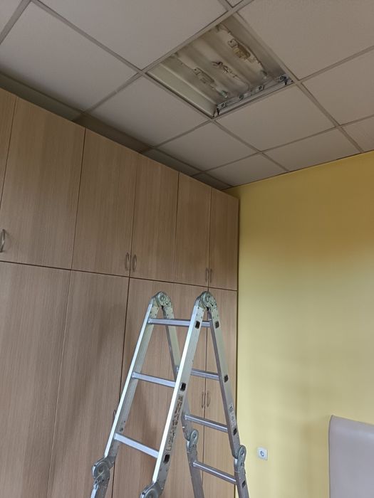 Чисти,изнася,извозва,подръжка,