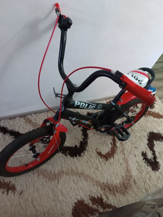 Bicicletă băieți 5-7 ani