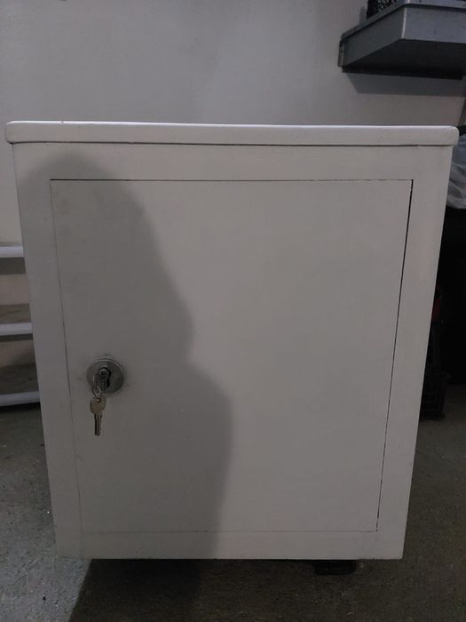 Продам СЕЙФ за 70000