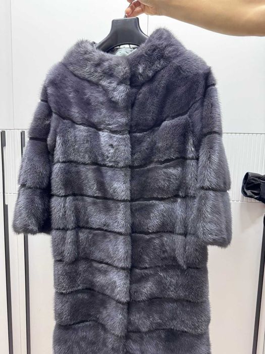 Продам норковую шубу 42-46