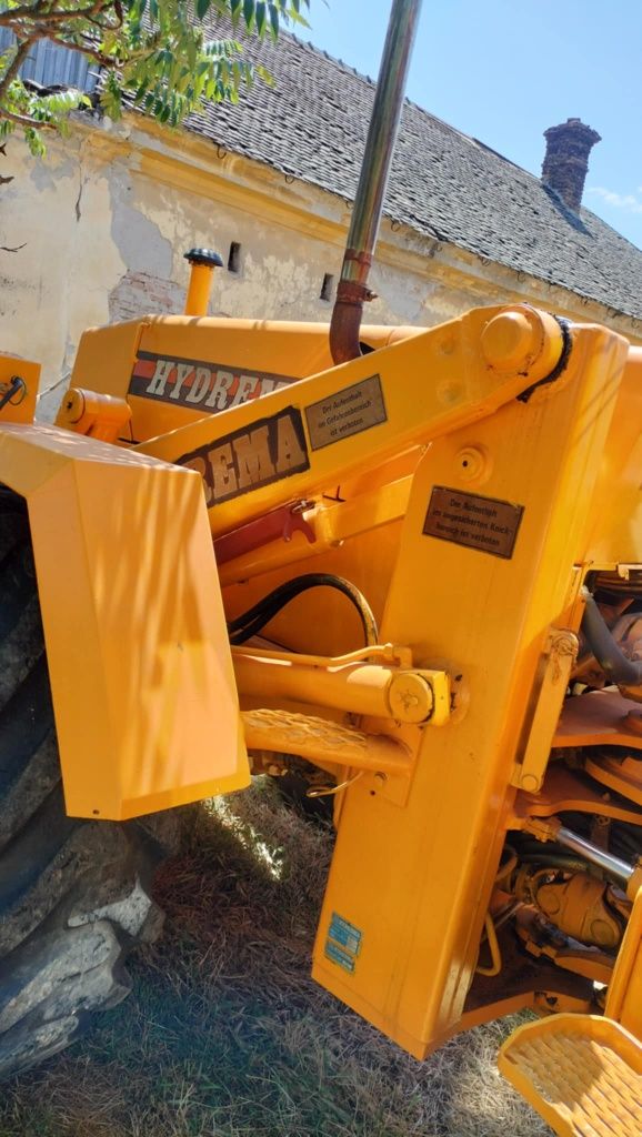 Buldoexcavator de vanzare
