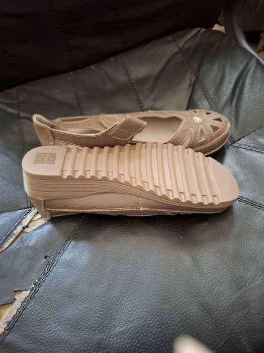 Дамски.обувки от естествена кожа