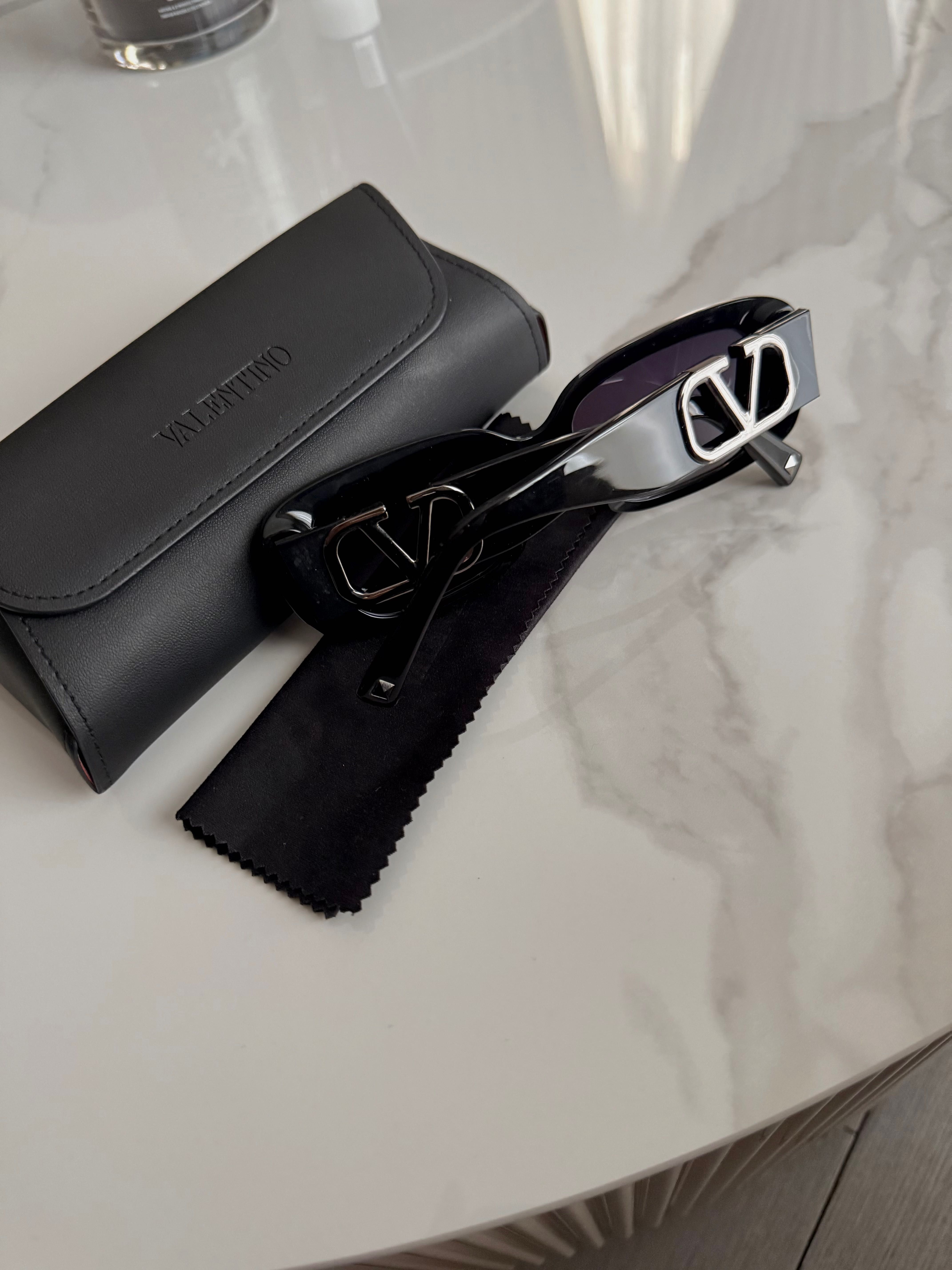 Слънчеви очила Valentino