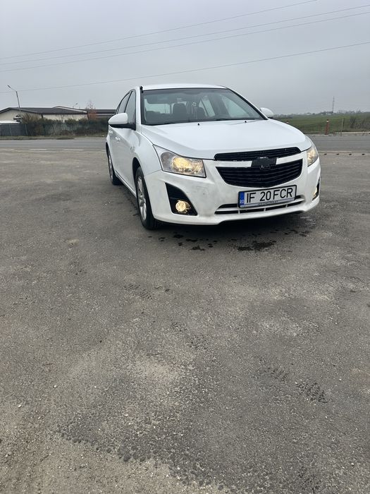 Vand sau schimb Chevrolet Cruze 1.8 2014