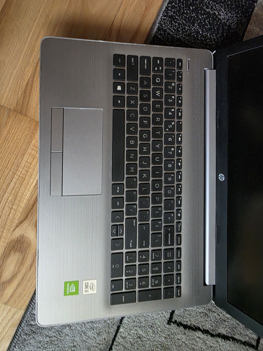 Laptop hp i5 gen 10 Nvidia mx110 sau dezmembrez