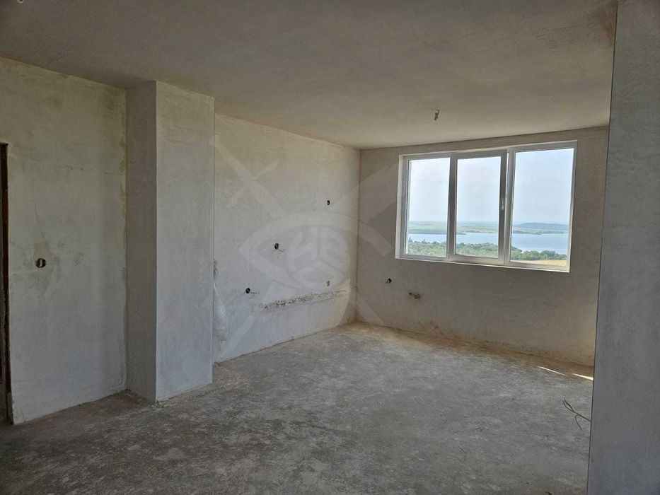 Продава се Тристаен апартамент в Бургас, Меден рудник - зона Б - 96 кв.м за 1407 €/кв.м - Снимка #2