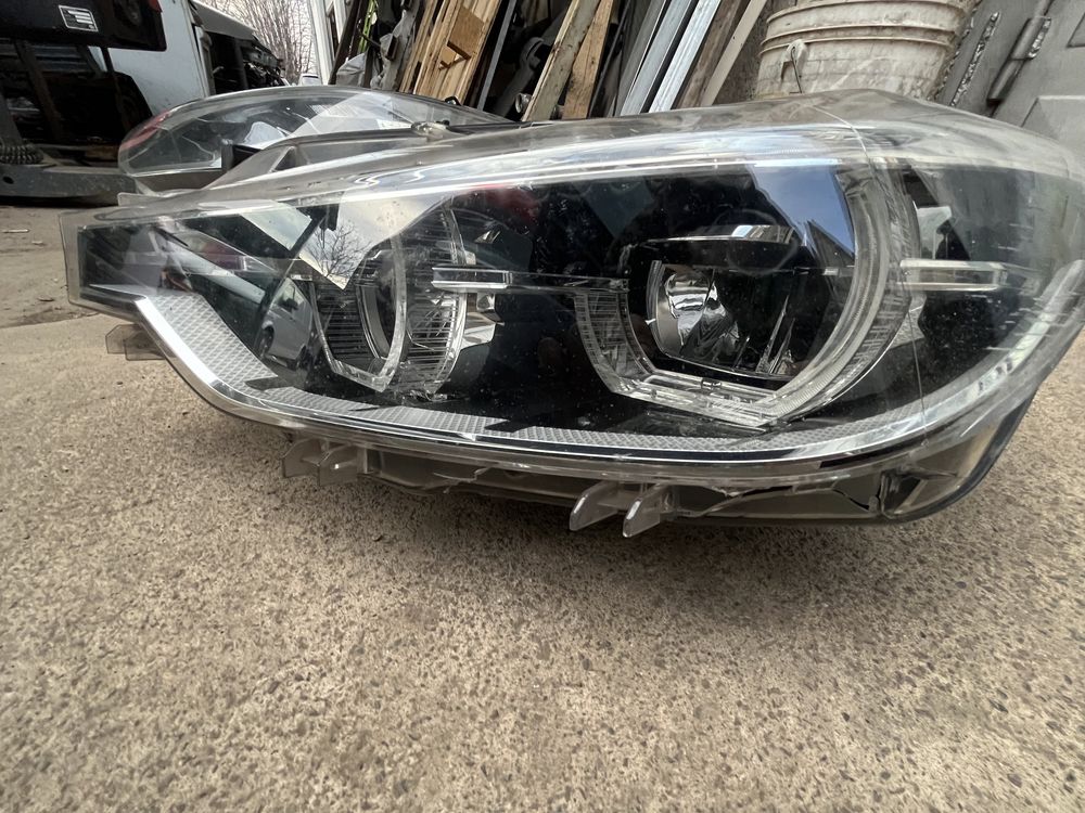 Ляв фар led BMW F30F31 2015