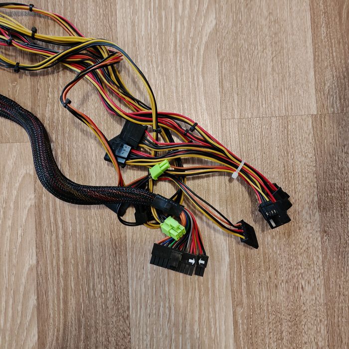Sursă alimentare pc Recom 550w plus