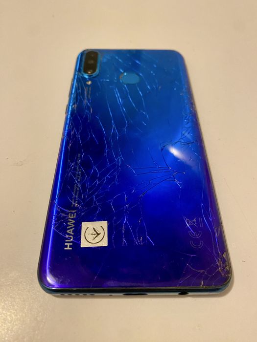 Huawei P30 Lite Defect – pentru piese / service GSM – pornește