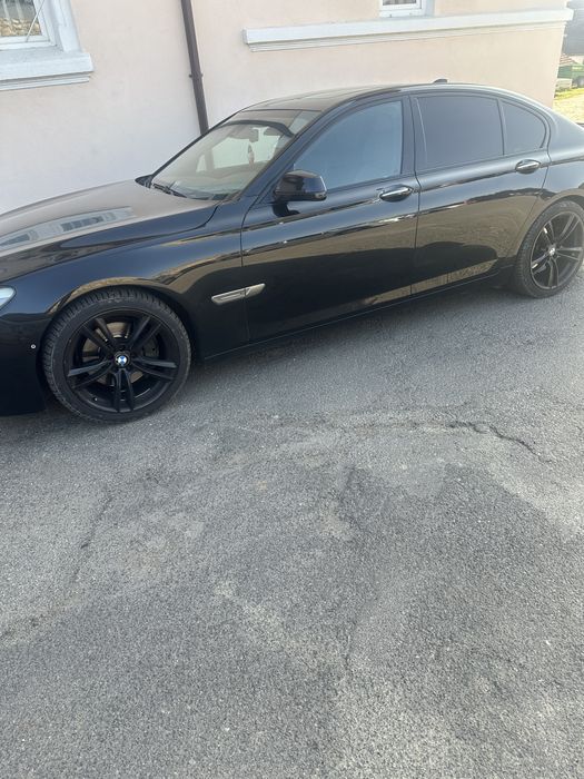 Bmw seria 7 long an 2011 la variante pretul creste