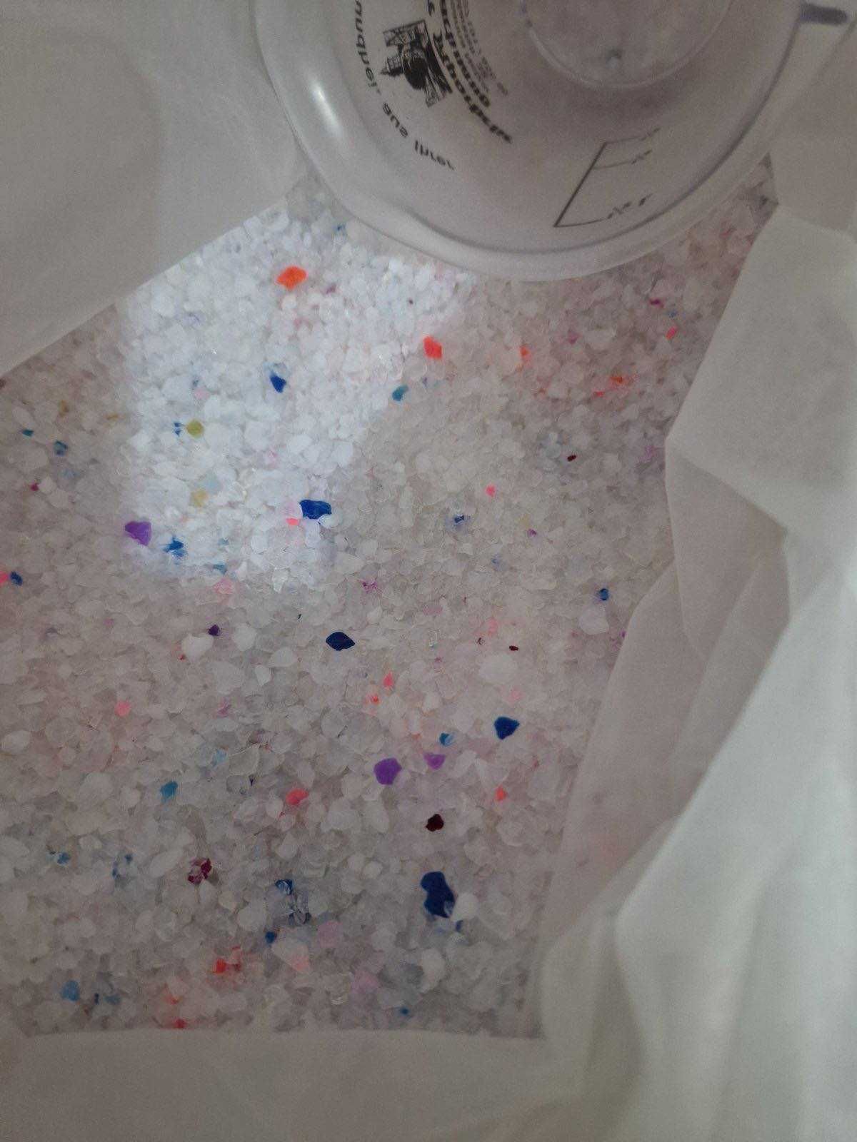 Силиконова котешка тоалетна SILICA GEL 1kg/4.20лв