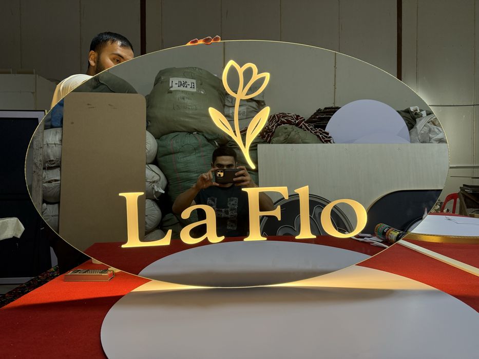 Xarxil turdagi va siz xohlagan shakilda profilli tosh oynalaga zakz ol