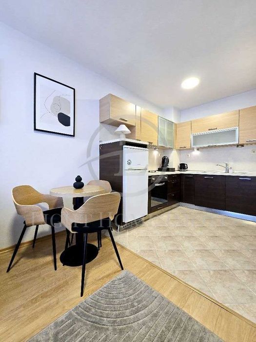 Продава се Двустаен апартамент в Пловдив, Център - 60 кв.м за 2817 €/кв.м - Снимка #3