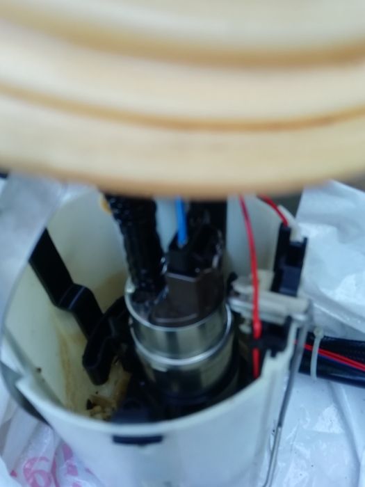 Pompa motorina din rezervor Volvo s60 d5