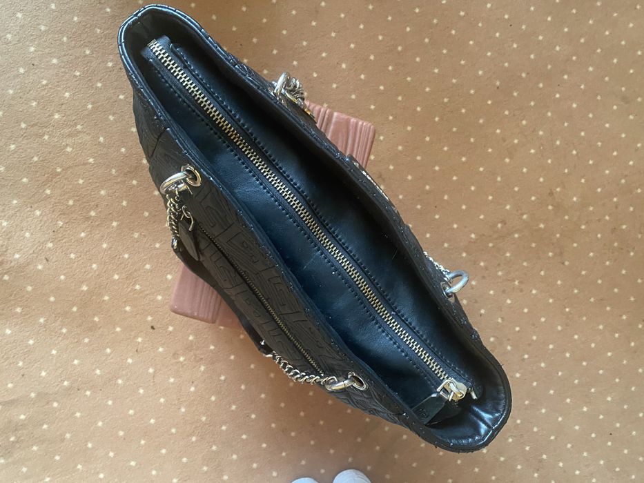 Geanta Guess, neagra