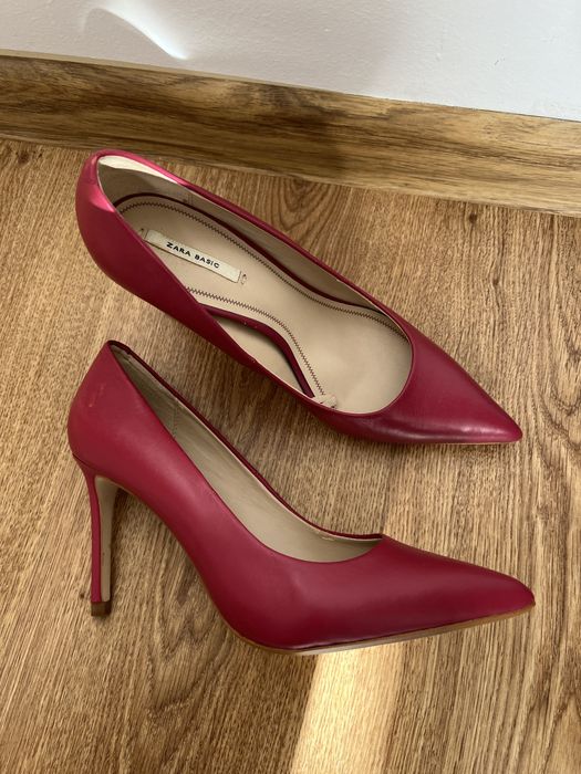 Обувки на ток 37