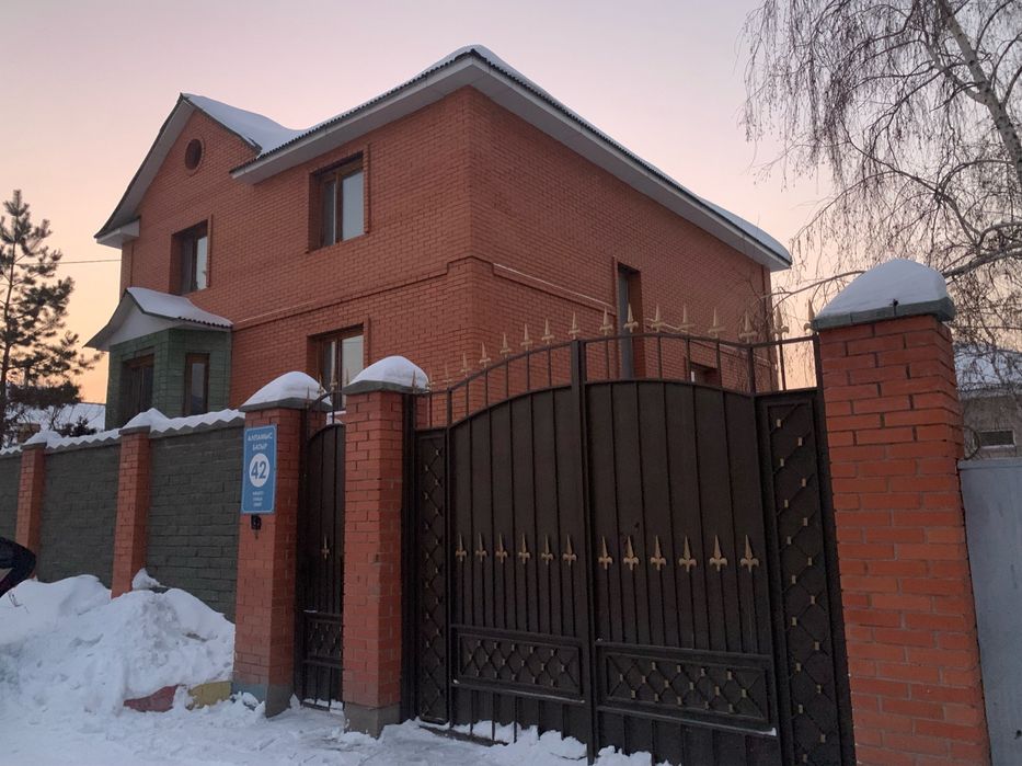 Сдам коттедж в чубарах