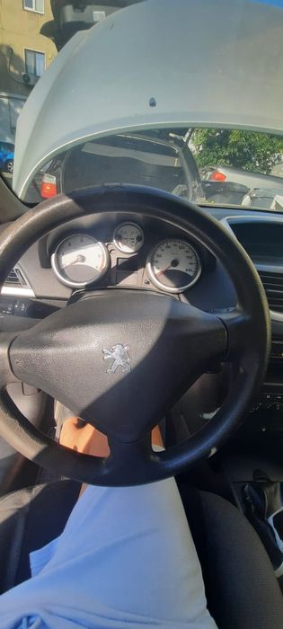 Vând Peugeot 207 SW