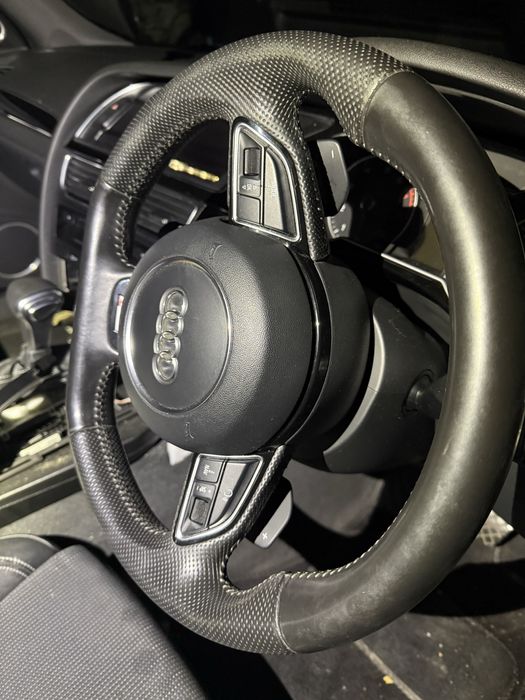 Volan tesit audi a4 b8.5 s line cu padele