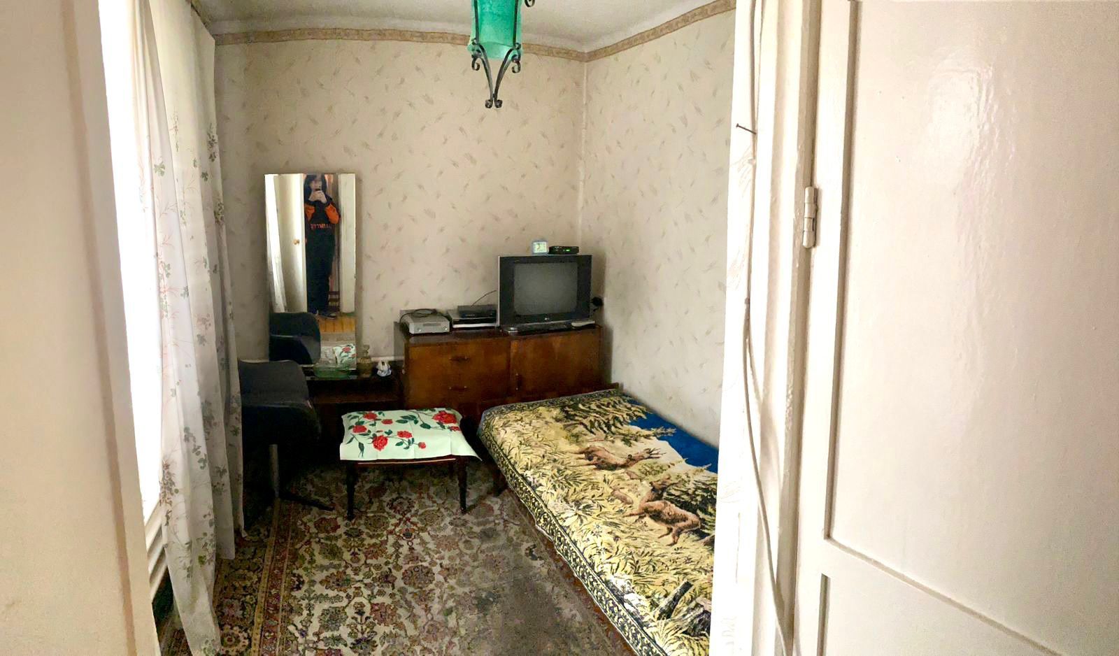 3х комнатная квартира ул.Мухамедова,8 пос. Алмалыбак ( КИЗ )
