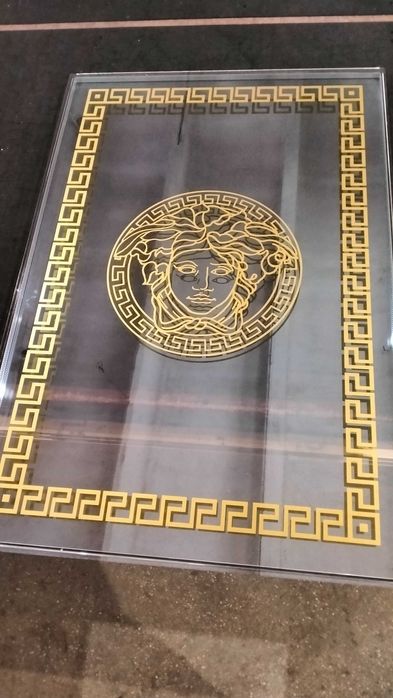 Oglinda Venețiană,  sticlă decorativă, fasetată cu design elegant