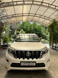 Toyota Land Cruiser Prado.