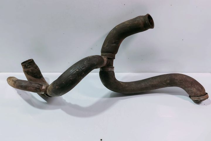 Furtun apa Land Rover Freelander prima generatie