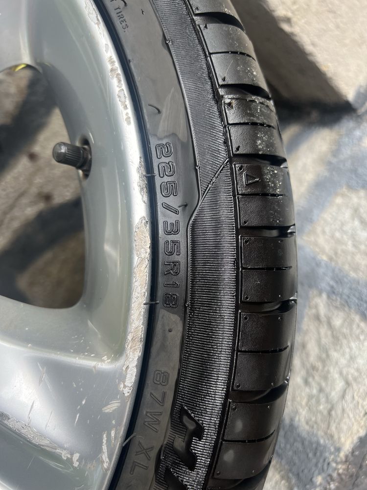 Джанти с летни гуми за опел 225/35/18 5х110