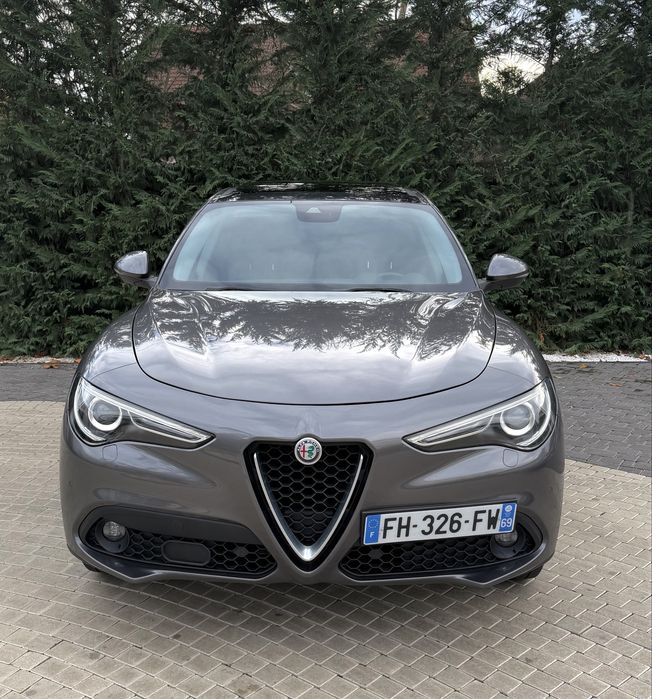 Alfa Romeo Stelvio Q4 (4x4) 2017