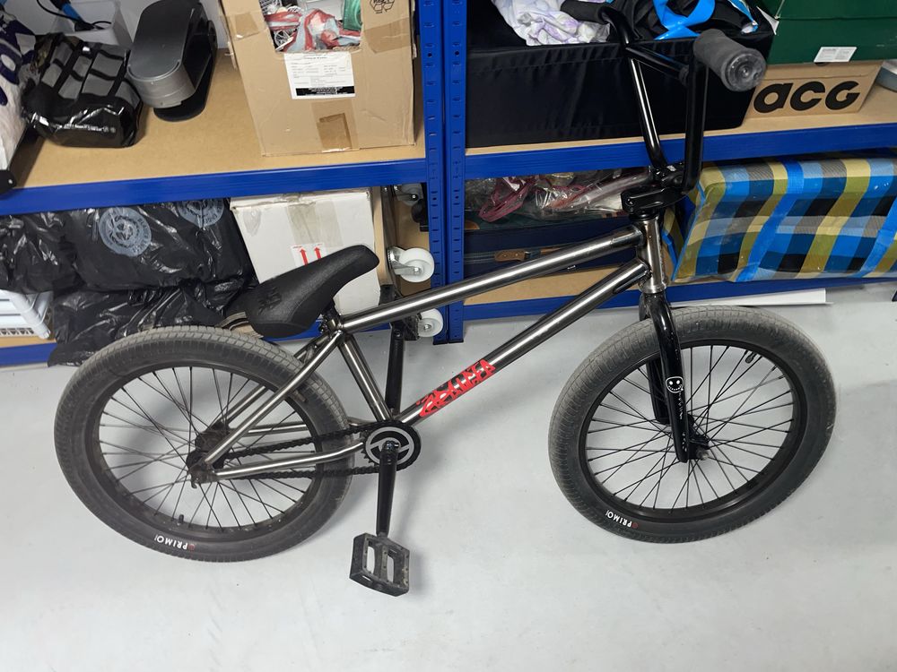 Продава се СПЕШНО!!! BMX Stranger spitfire 20.75 с able half link